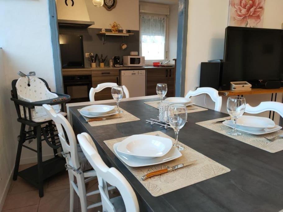 Meuble 3 Etoiles Dans Un Petit Village Du Gers Villecomtal-Sur-Arros Exteriör bild
